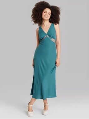 WILD FABLE SIZE S MIDI TEAL SLIP DRESS LACE INSERTS  EMPIRE WAIST LINED size M